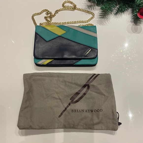 Brand new, leather bags, two ways, on shoulder or cross body.”Not for sale” - Picture 3 of 3